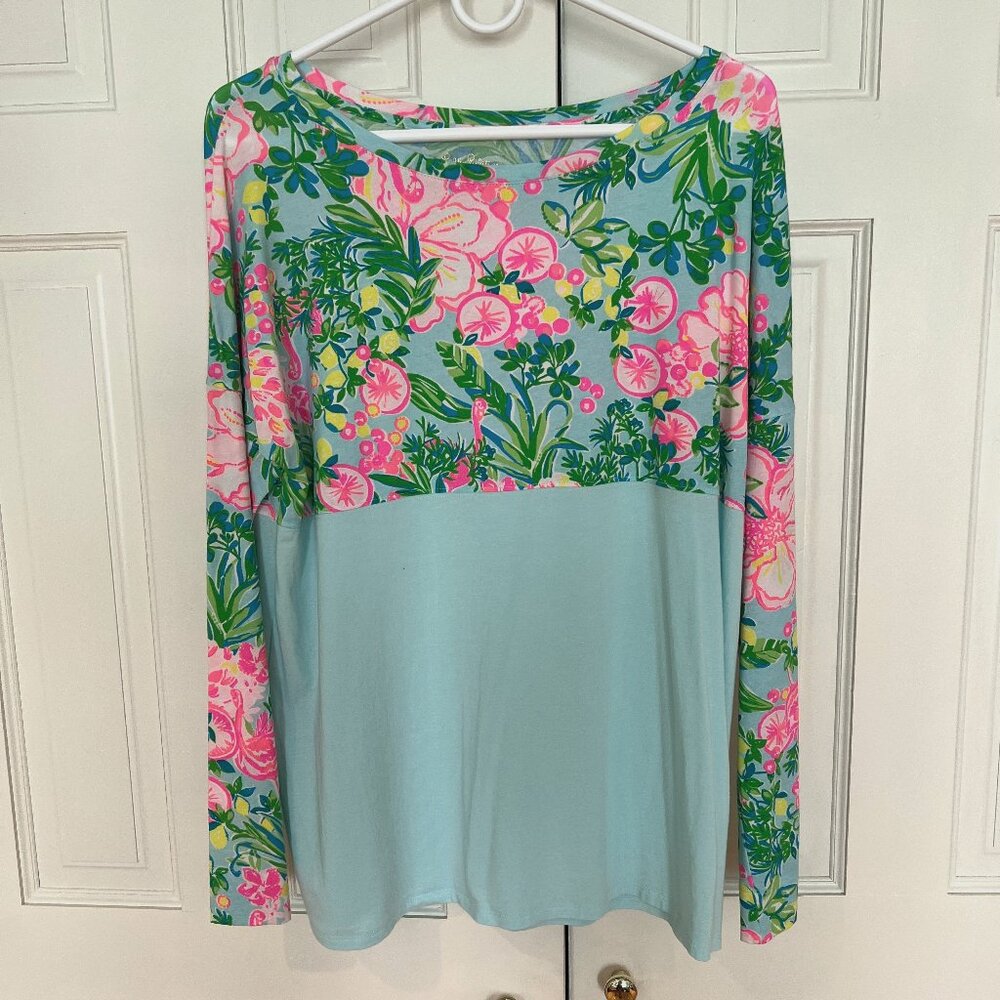 Lilly Pulitzer Finn Top new without tags